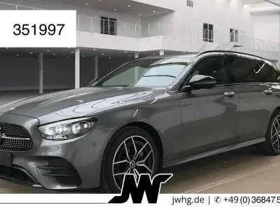 Używany Mercedes E400 AMG 330 KM (242 kW) 2023 Szary Sedan/Limuzyna