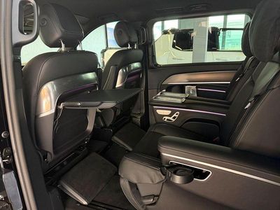 Neu Mercedes V300 Luxury 237 PS (174 kW) 2026 Schwarz Van / Kleinbus
