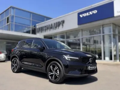 Gebraucht Volvo XC40 Plus 163 PS (119 kW) 2025 Schwarz SUV