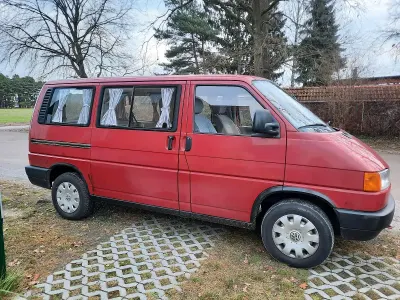 Używany VW T4 77 KM (56 kW) 1996 Czerwony Van