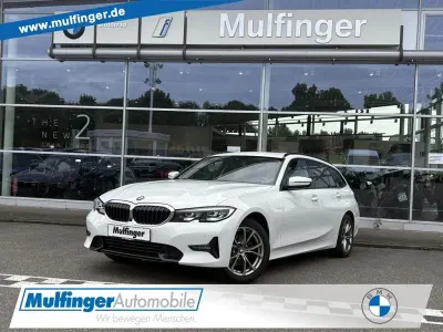 Gebraucht BMW 320 Sport Line 190 PS (139 kW) 2021 Weiß Limousine