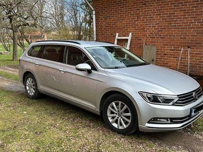 Gebraucht VW Passat Highline 150 PS (110 kW) 2015 Silber Kombi