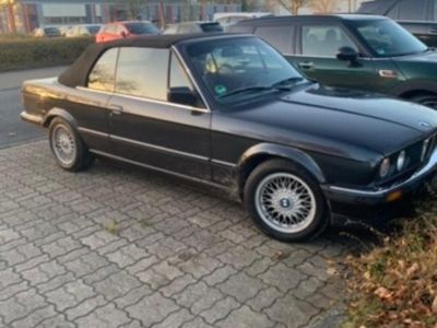 Gebraucht BMW 320 Cabriolet 170 PS (125 kW) 1988 Schwarz Cabrio