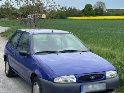 Gebraucht Ford Fiesta 50 PS (36 kW) 1997 Blau Kleinwagen