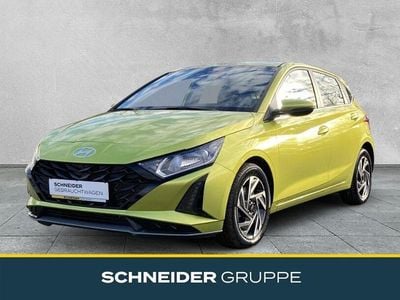 Gebraucht Hyundai i20 101 PS (74 kW) 2025 Lucid lime Kleinwagen