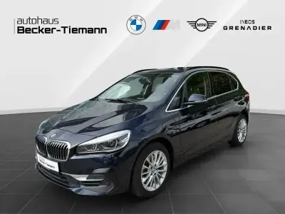 Gebraucht BMW 225 Active Tourer iPerformance 224 PS (164 kW) 2020 Imperialblau brillanteffekt Van / Kleinbus
