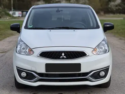Gebraucht Mitsubishi Space Star Active 80 PS (58 kW) 2019 Weiß Kleinwagen