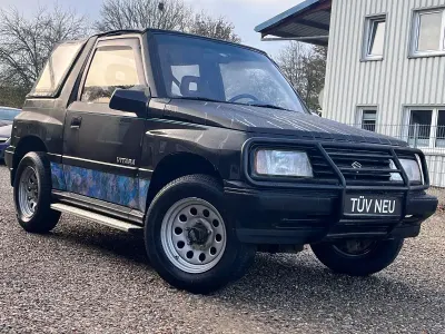 Gebraucht Suzuki Vitara 80 PS (58 kW) 1992 Schwarz Cabrio