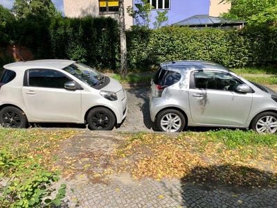 Toyota iQ