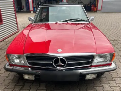 Gebraucht Mercedes SL350 200 PS (147 kW) 1971 Rot Cabrio