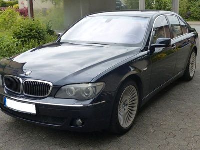 BMW 750