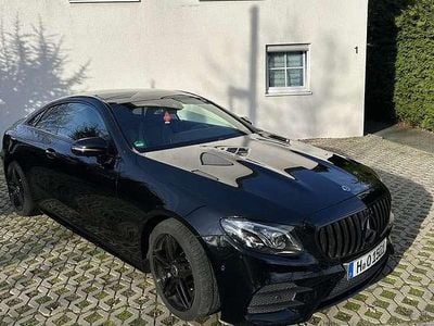 Gebraucht Mercedes E220 AMG line 194 PS (142 kW) 2018 Coupé