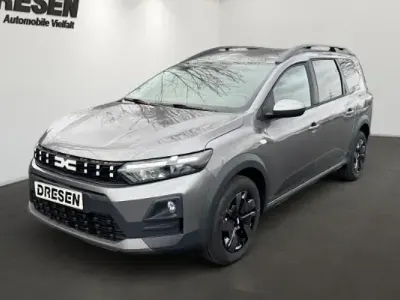 Neu Dacia Jogger Expression 110 PS (80 kW) 2026 Grau Van / Kleinbus