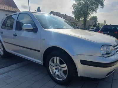 Gebraucht VW Golf IV Edition 103 PS (75 kW) 2001 Silber Kleinwagen
