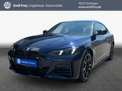 Neu BMW M440 M Sport 381 PS (280 kW) 2026 Blau (tansanitblau metallic) Coupé