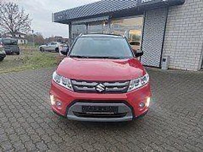 Rot Gebraucht 2018 Suzuki Vitara Comfort SUV | 14.990 € (Fairer Preis)