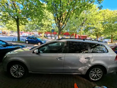Gebraucht VW Passat 122 PS (89 kW) 2011 Grau Kombi