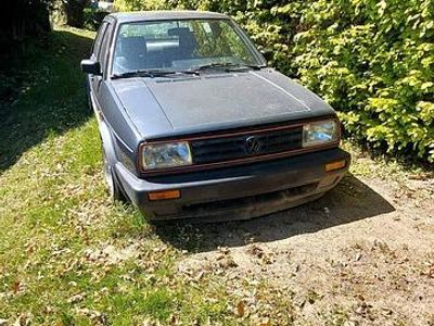 Second-hand VW Jetta 106 CP (77 kW) 1990 Negru Berlinǎ