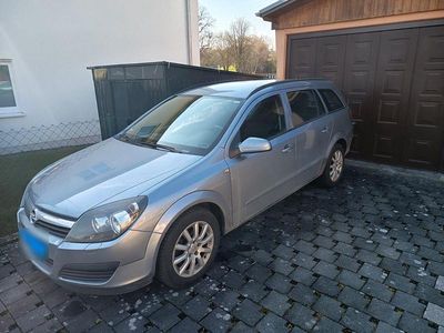 Gebraucht Opel Astra 105 PS (77 kW) 2006 Silber Limousine