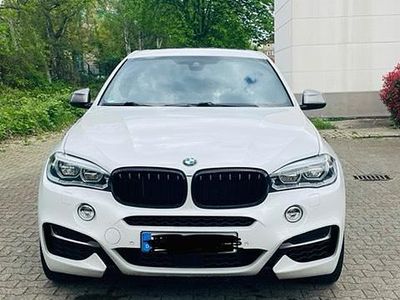 Second-hand BMW X6 M50 Shadowline 381 CP (280 kW) 2015 Alb SUV