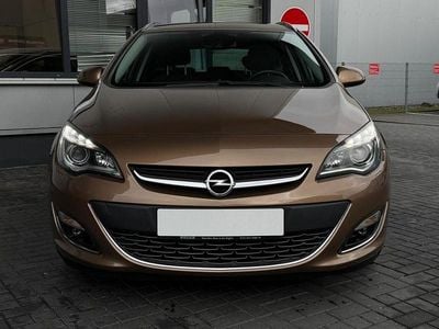 Gebraucht Opel Astra 136 PS (100 kW) 2015 Braun Kombi
