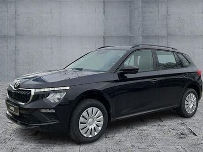 Neu Skoda Kamiq Essence 95 PS (69 kW) 2025 Schwarz SUV