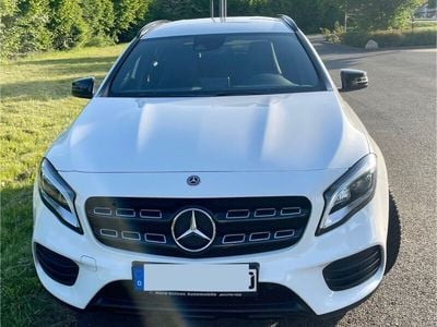 Mercedes GLA200
