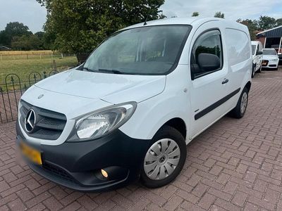 Mercedes Citan 109