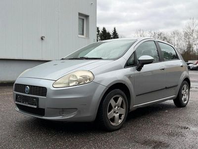Silber Gebraucht 2007 Fiat Punto Limousine | 1.000 €