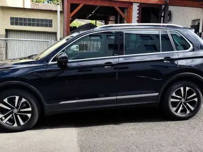 Gebraucht VW Tiguan IQ Drive 150 PS (110 kW) 2019 Schwarz SUV