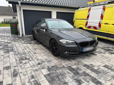 Gebraucht BMW 525 204 PS (150 kW) 2010 Schwarz Limousine
