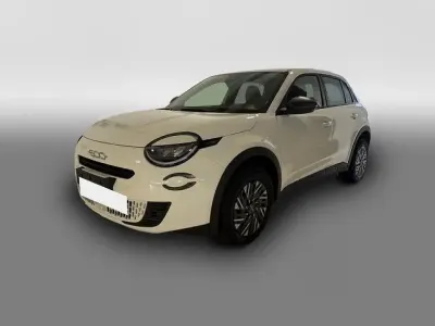 Nouă Fiat 600 Pop 110 CP (80 kW) 2026 Alb SUV