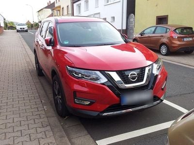 Second-hand Nissan X-Trail Acenta 163 CP (119 kW) 2018 Roșu SUV
