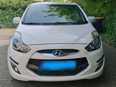 Gebraucht Hyundai ix20 Edition 116 PS (85 kW) 2012 Weiß Kleinwagen