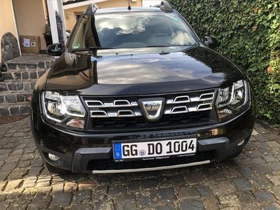 Schwarz Gebraucht 2017 Dacia Duster Black Shadow SUV | 11.000 € (Fairer Preis)