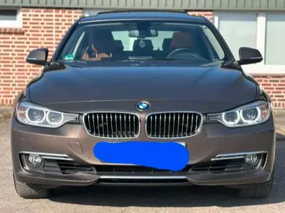 Gebraucht BMW 320 Luxury Line 184 PS (135 kW) 2014 Braun Limousine
