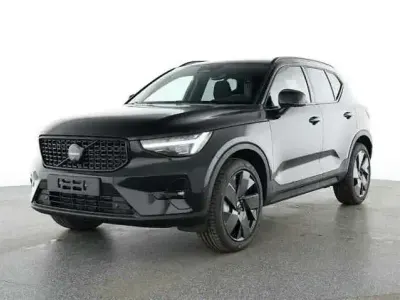 Gebraucht Volvo XC40 Plus 197 PS (144 kW) 2025 Onyx black / metallic SUV