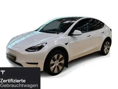 Käytetty Tesla Model Y RWD 188 kW (256 HP) 2023 Valkoinen Katumaasturi