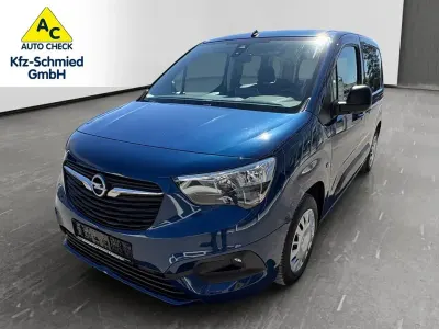 Second-hand Opel Combo Life Edition 102 CP (75 kW) 2021 Albastru Monovolum