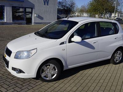 Gebraucht Chevrolet Aveo 84 PS (61 kW) 2009 Weiß Limousine