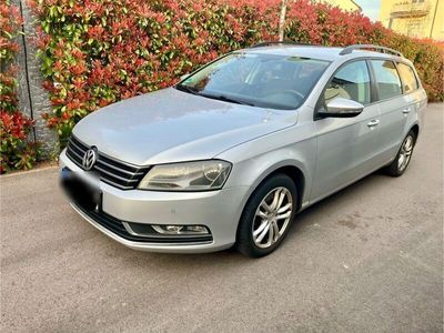 gebraucht VW Passat Variant 1.6 TDI BlueMotion Variant Bl...