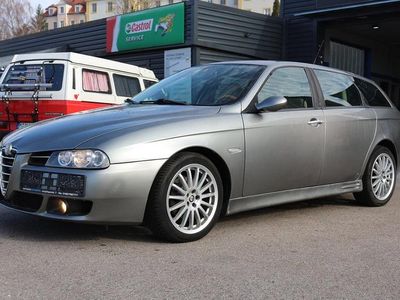 Alfa Romeo 156