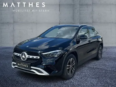 Gebraucht Mercedes GLA200 150 PS (110 kW) 2025 Schwarz SUV
