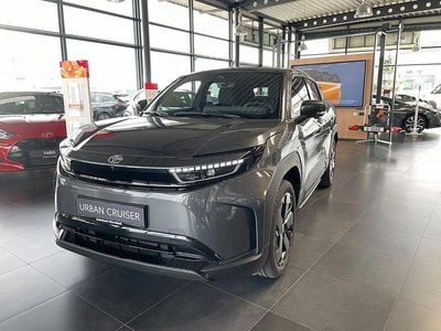 Neu Toyota Urban Cruiser Lounge 127 kW (174 PS) 2026 Grau SUV