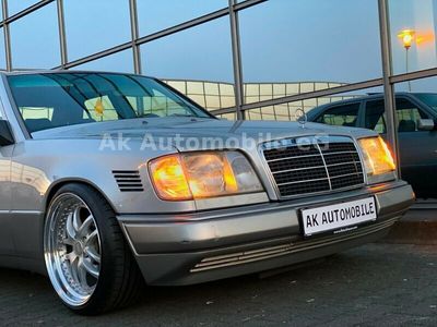 gebraucht Mercedes E300 W124 d 300DT Aut Leder AHK 18zoll AMG