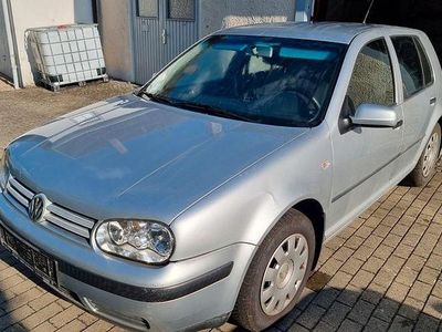 Gebraucht VW Golf IV 105 PS (77 kW) 2001 Silber Limousine
