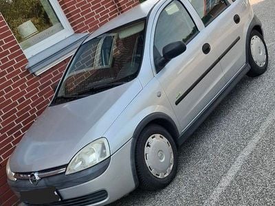 Silber Gebraucht 2002 Opel Corsa Eco Limousine | 1.500 € (Fairer Preis)