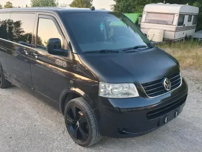 Gebraucht VW Caravelle 131 PS (96 kW) 2009 Schwarz Van