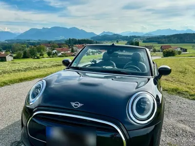 Gebraucht Mini Cooper Cabriolet 136 PS (100 kW) 2024 Blau Cabrio