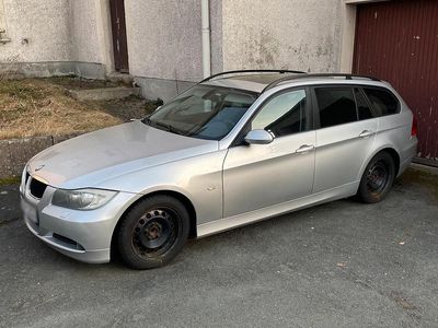 Gebraucht BMW 320 163 PS (119 kW) 2007 Silber Kombi